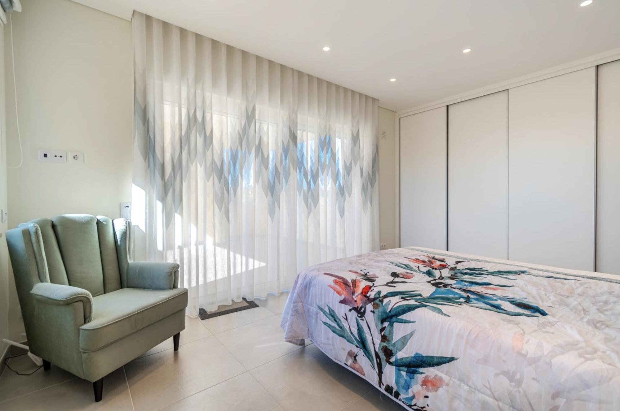 Villa House Porto Mos By Key